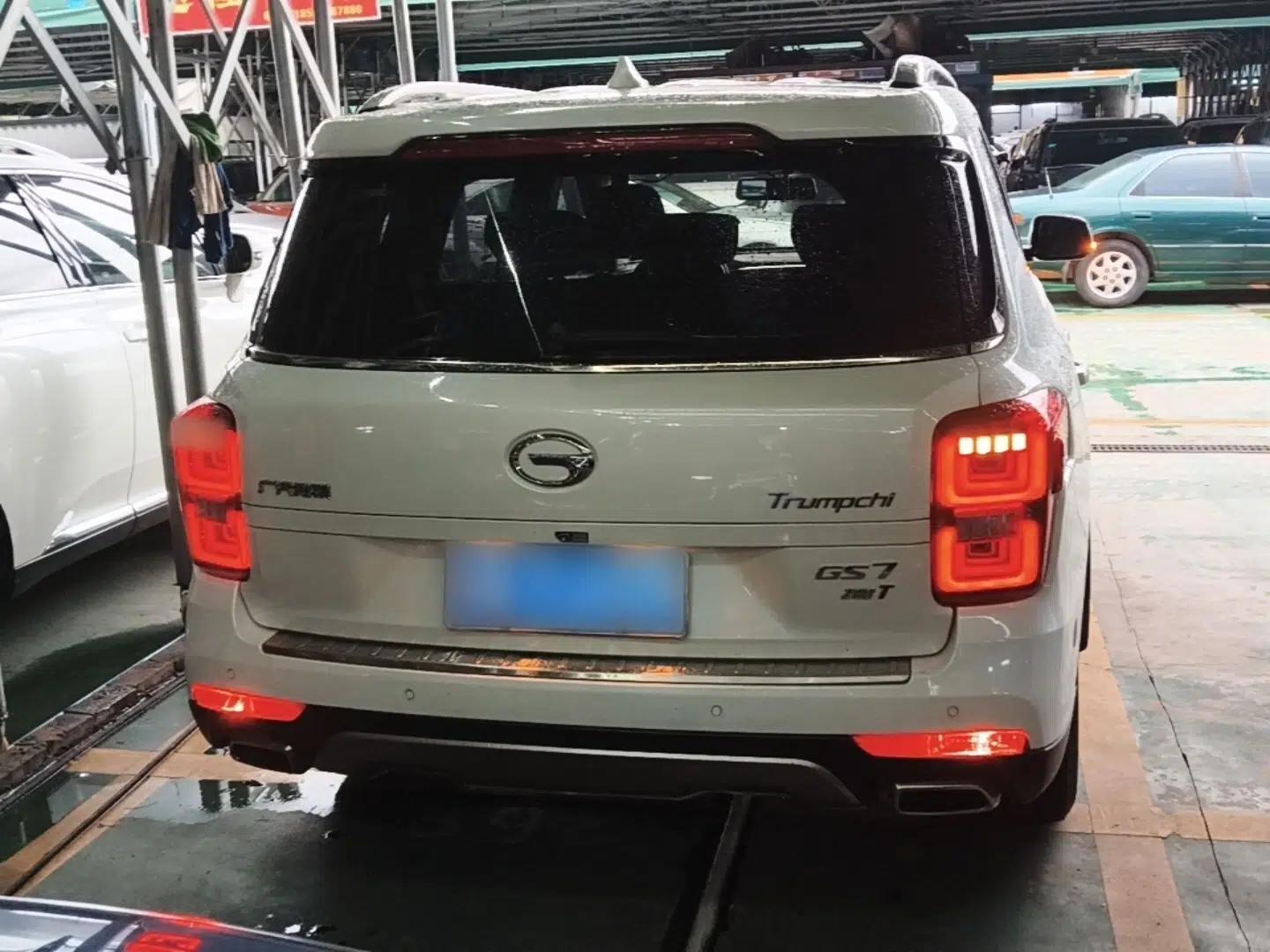 GAC Trumpchi GS7 2017 280T Two-Wheel Drive Luxury Model — миниатюра 5