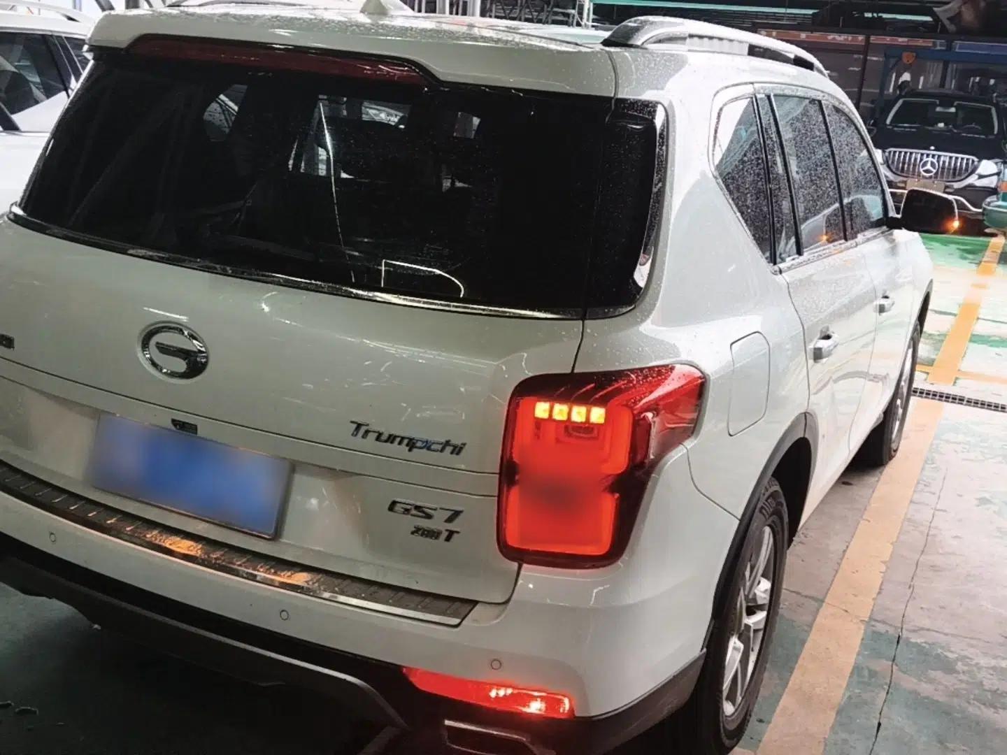 GAC Trumpchi GS7 2017 280T Two-Wheel Drive Luxury Model — миниатюра 6