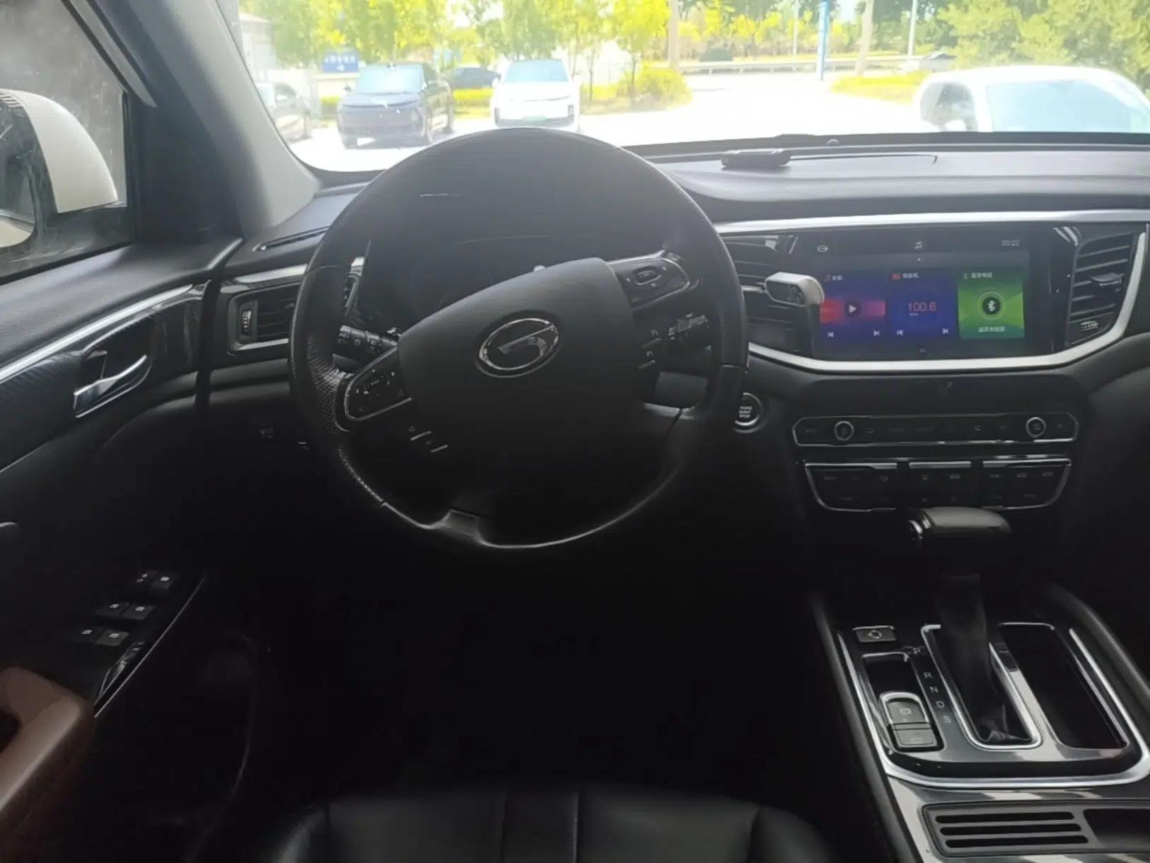 GAC Trumpchi GS7 2017 280T Two-Wheel Drive Luxury Model — миниатюра 18