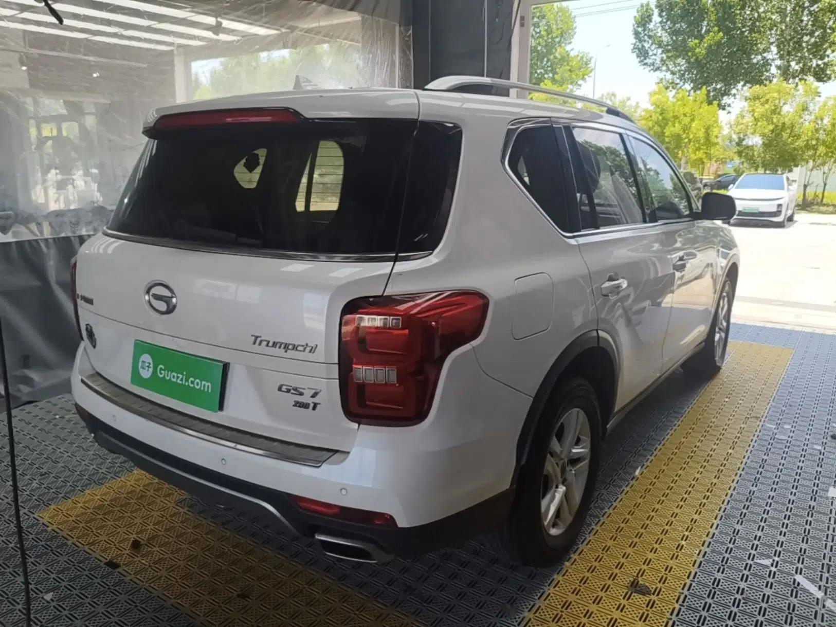 GAC Trumpchi GS7 2017 280T Two-Wheel Drive Luxury Model — миниатюра 6