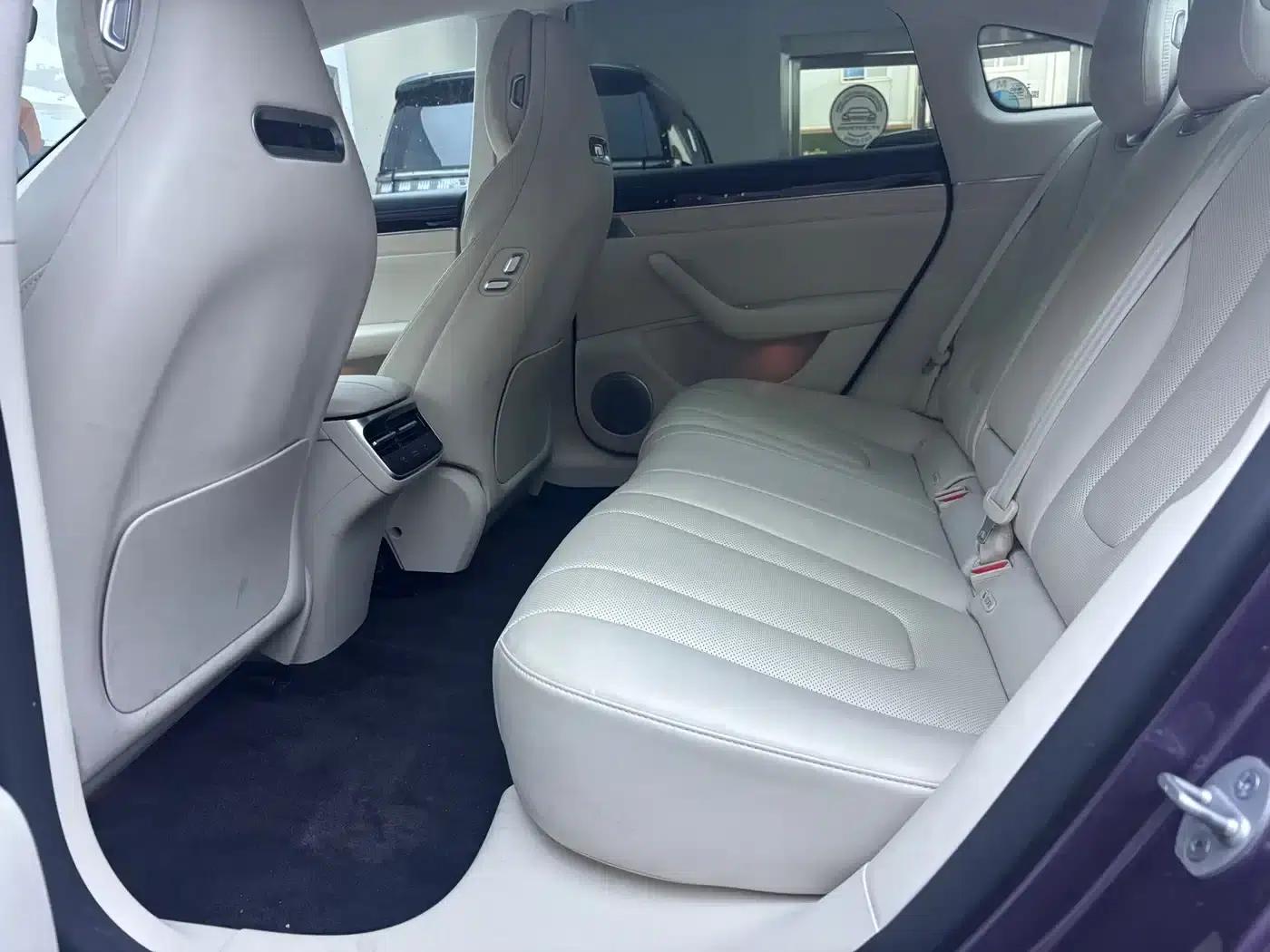 Zhijie S7 2024 Max Rear-Wheel Drive Long-Range Intelligent Driving Edition — миниатюра 9