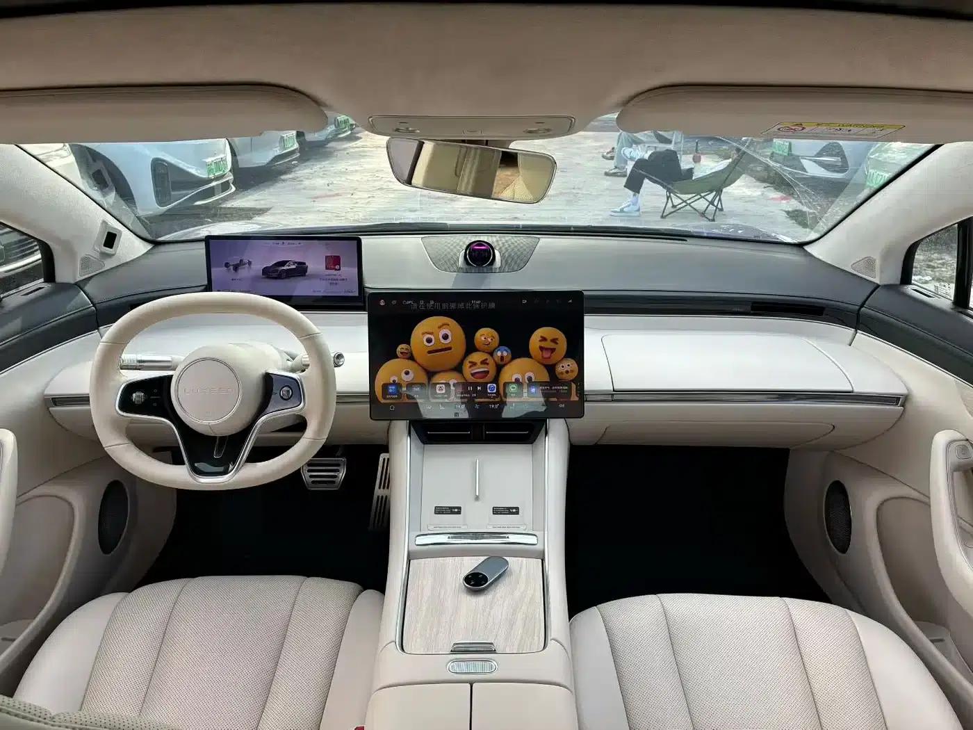 Zhijie S7 2025 Model 705km/h Max — миниатюра 6
