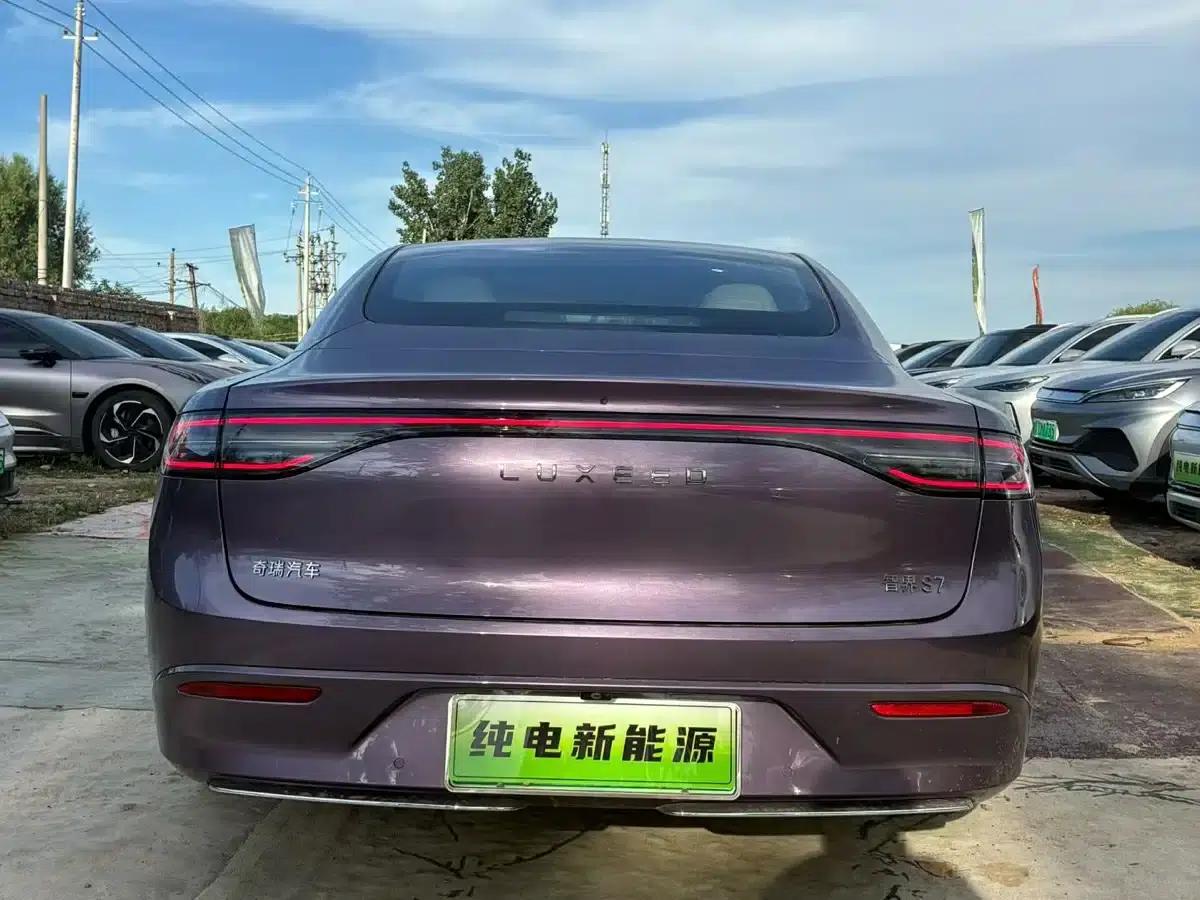 Zhijie S7 2025 Model 705km/h Max — миниатюра 8