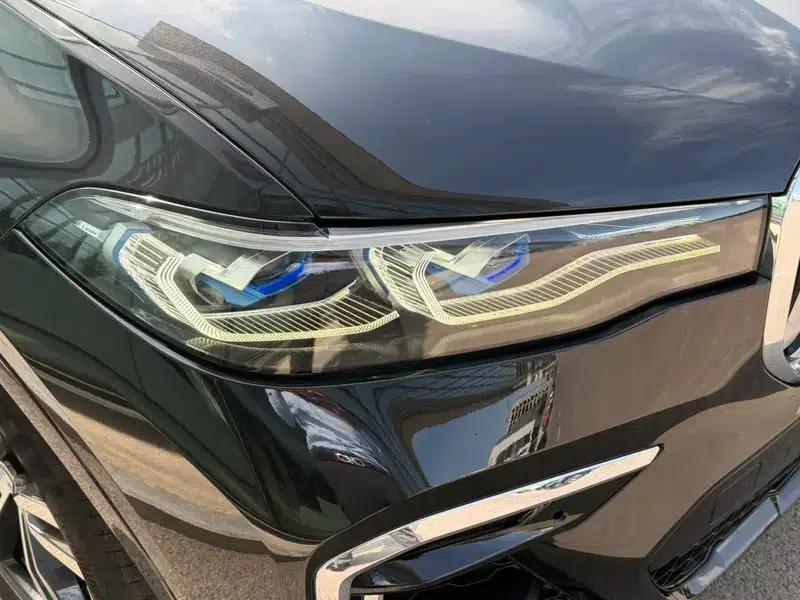 BMW X7 2021 xDrive40i M Sport Package — миниатюра 10