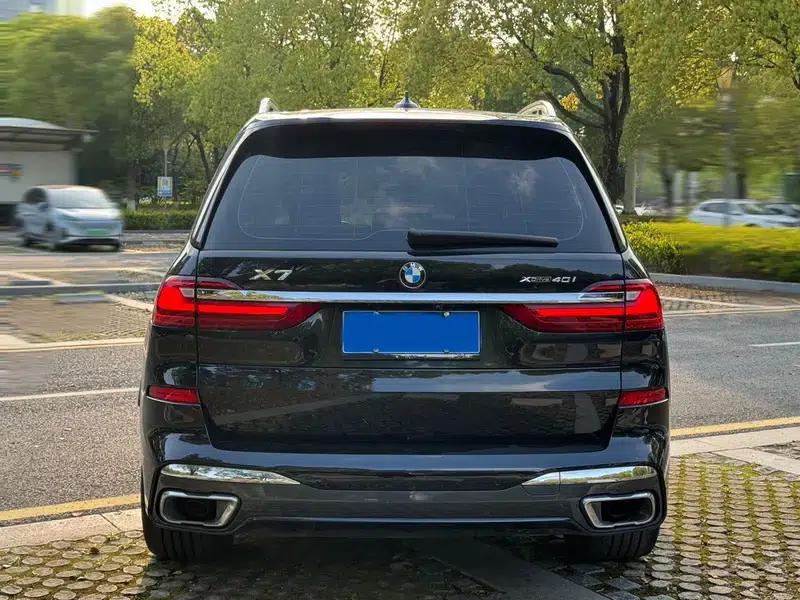 2021 BMW X7 xDrive40i Executive M Sport Package — миниатюра 5