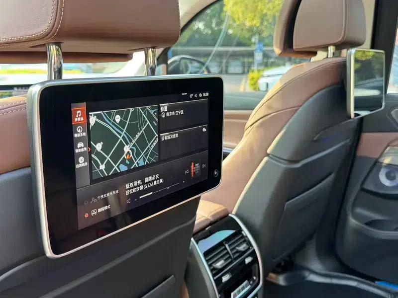 2021 BMW X7 xDrive40i Executive M Sport Package — миниатюра 7