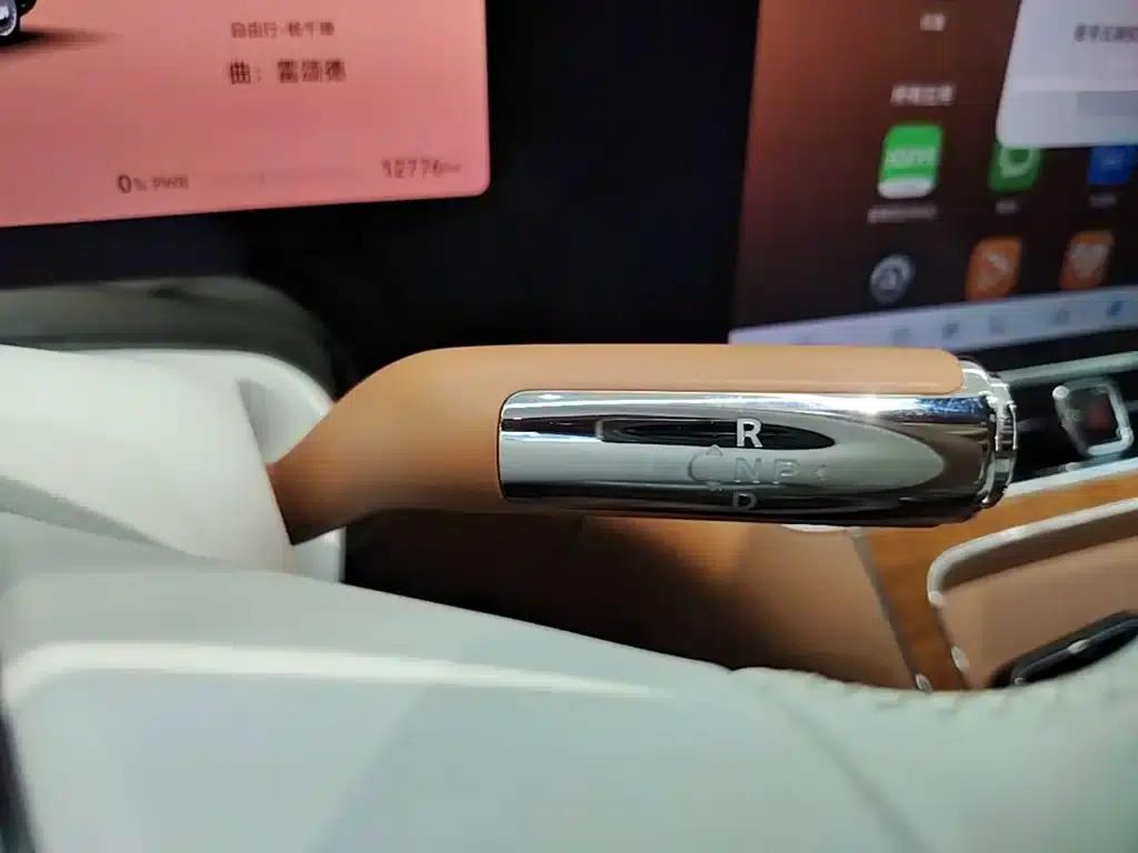 2025 S800 Premium Range Extended Star Executive Edition 4-seater (192-line LiDAR) — миниатюра 14