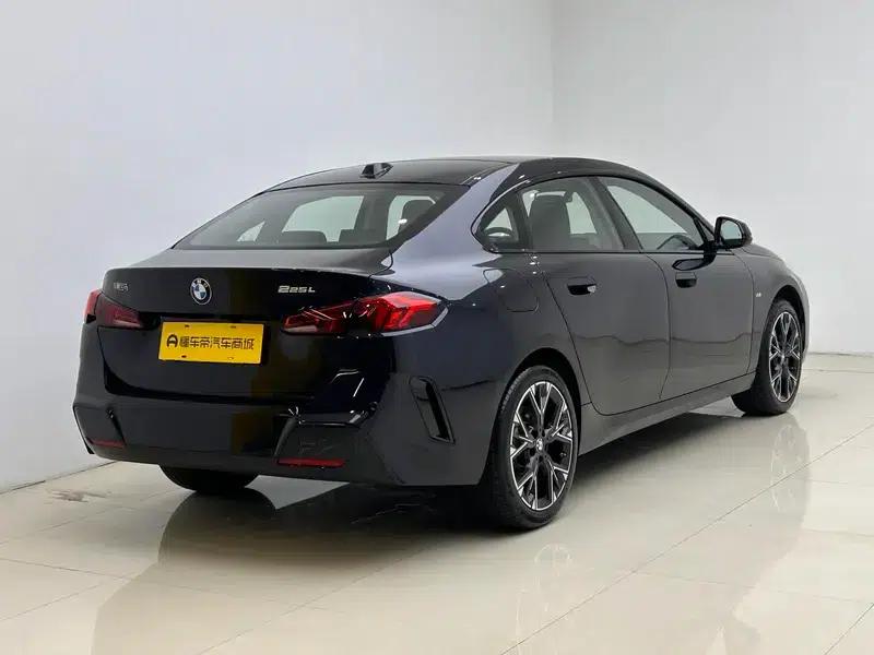 2025 BMW 2 Series 225L M Sport Package — миниатюра 7