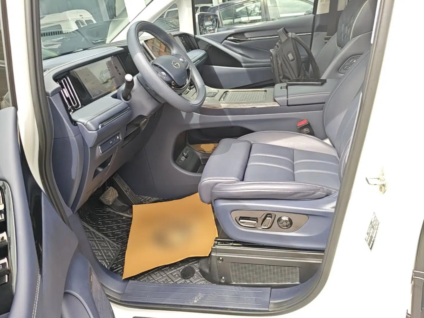 GAC Trumpchi Xiangwang M8 2025 Kunkun Series Ultra First-Class Cabin — миниатюра 22