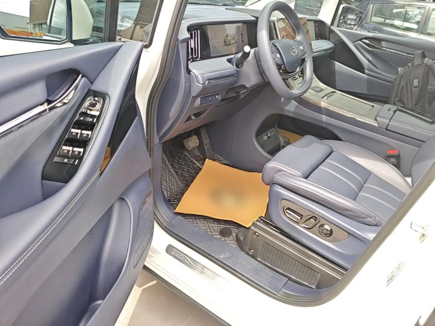 GAC Trumpchi Xiangwang M8 2025 Kunkun Series Ultra First-Class Cabin — миниатюра 23