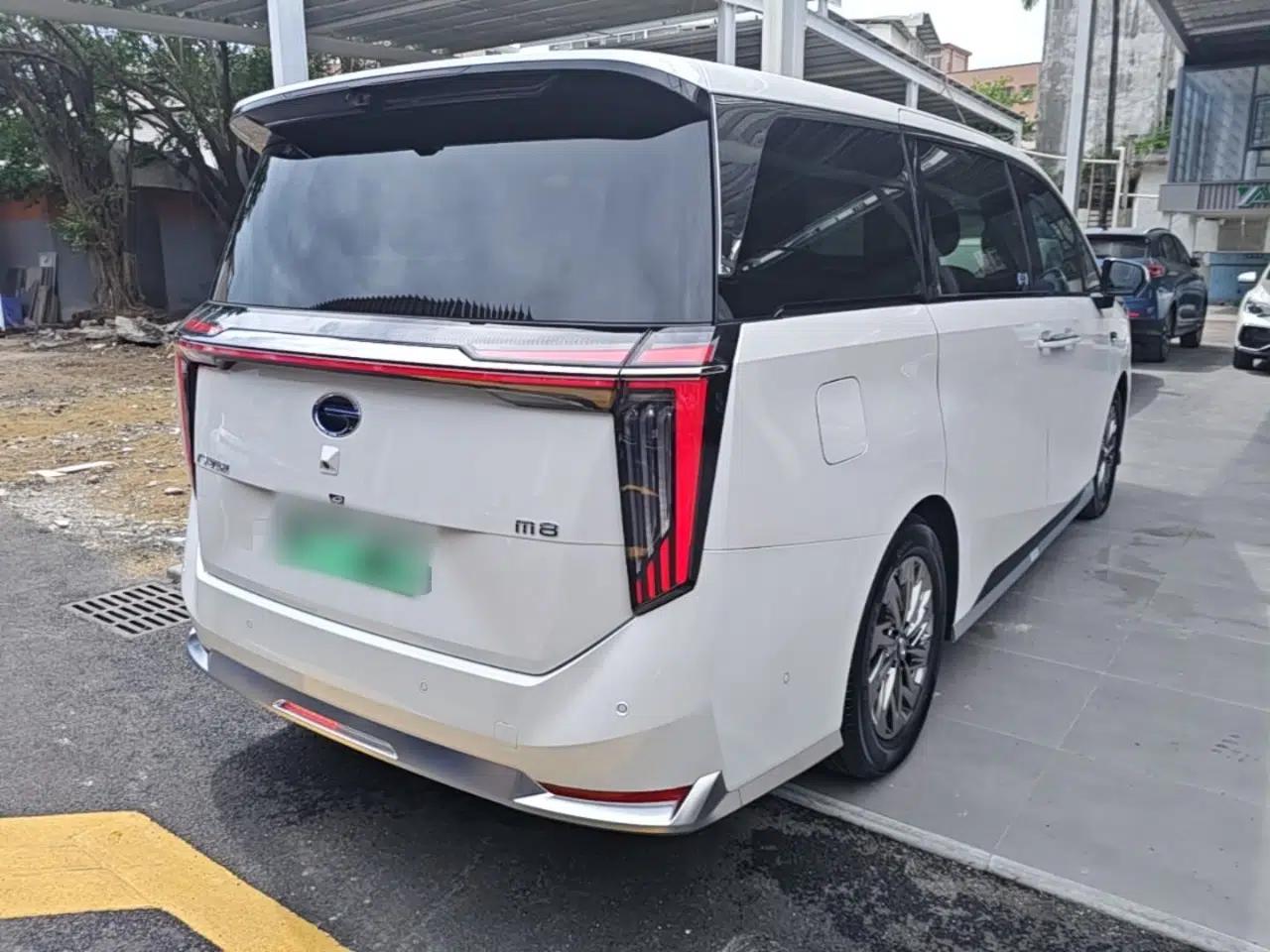 GAC Trumpchi Xiangwang M8 2025 Kunkun Series Ultra First-Class Cabin — миниатюра 6
