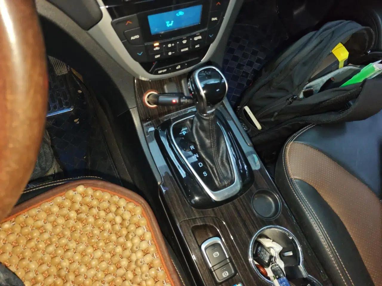 GAC Trumpchi GS5 Super 2015 1.8T Automatic Two-Wheel Drive Luxury Edition — миниатюра 14