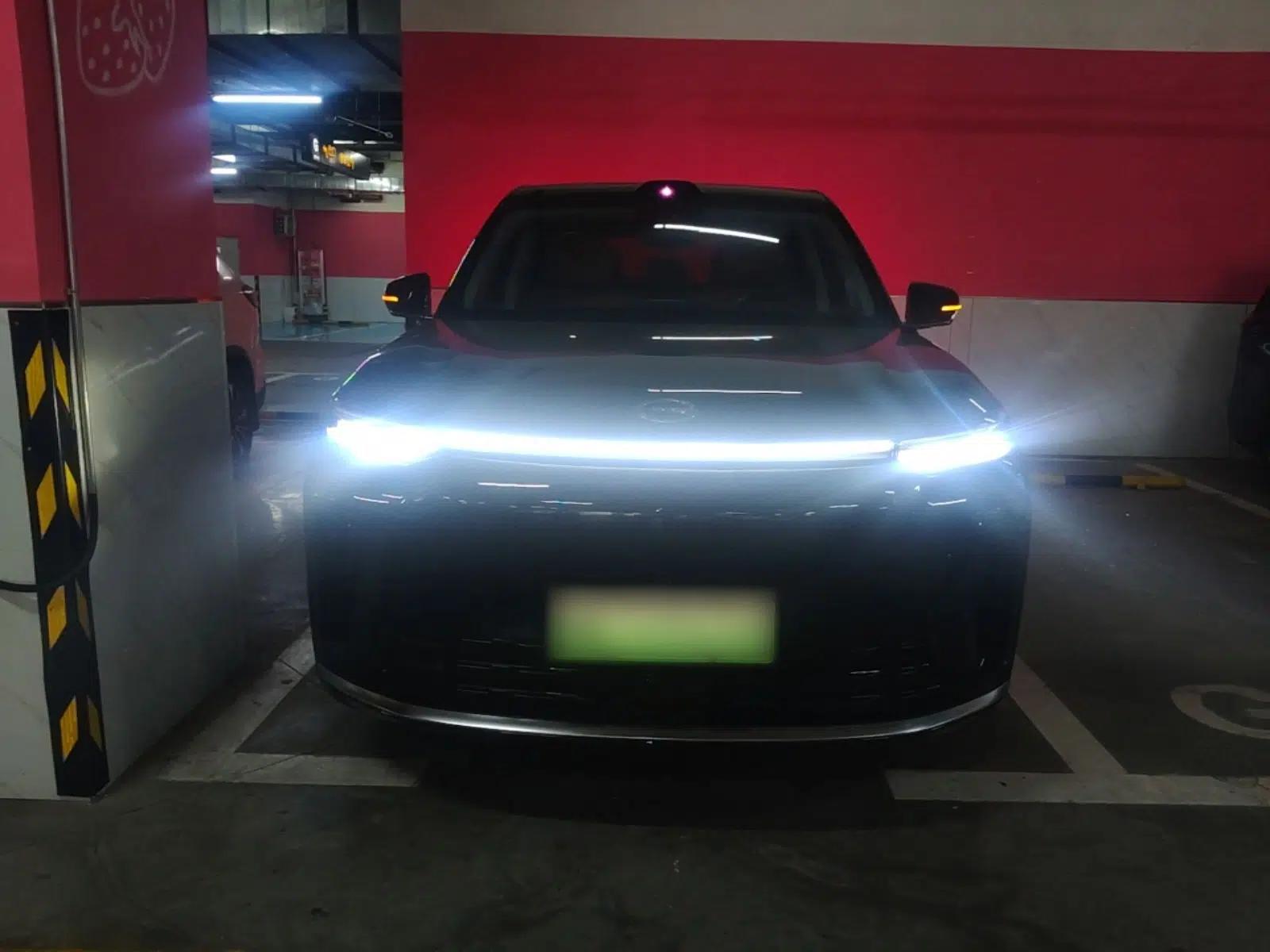 GAC Trumpchi S9 2025 Model Qiankun Max 5-Seater — миниатюра 2