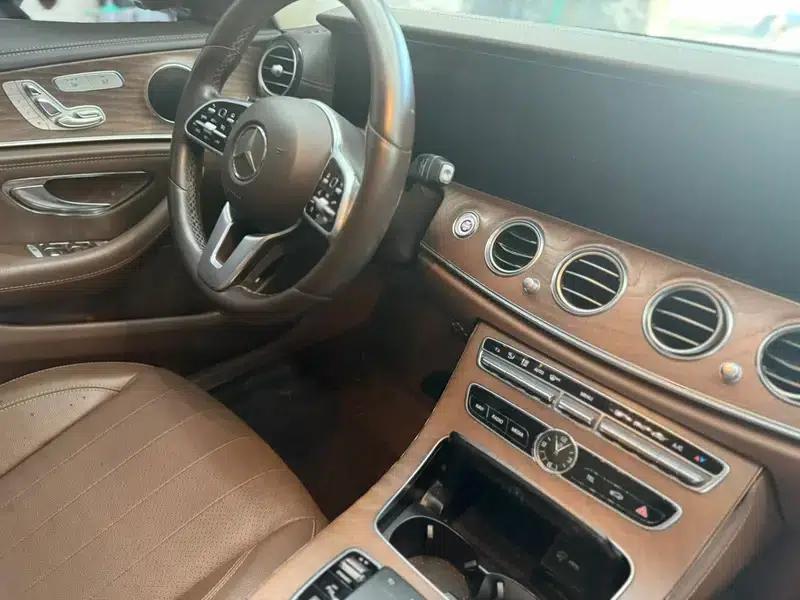 Mercedes-Benz E-Class 2020 Facelift E 300 L Fashion Model — миниатюра 5