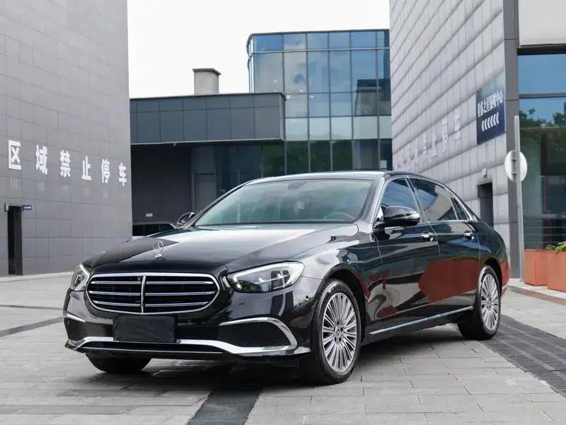 Mercedes-Benz E-Class 2022 Facelift E 300 L Fashion Sedan — миниатюра 1