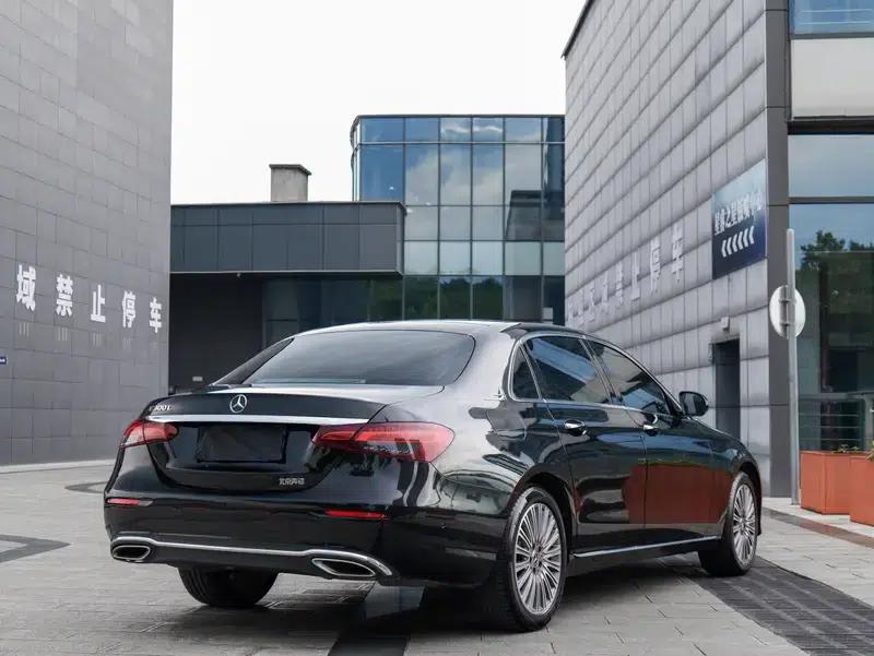 Mercedes-Benz E-Class 2022 Facelift E 300 L Fashion Sedan — миниатюра 6
