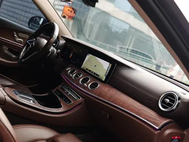 Mercedes-Benz E-Class 2022 Facelift E 300 L Fashion Sedan — миниатюра 7