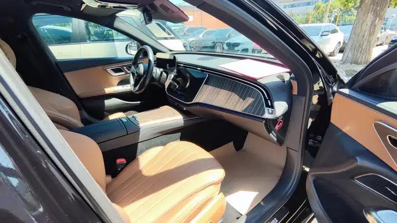 Mercedes-Benz E-Class 2024 Facelift E 300 L Fashion Sedan — миниатюра 7