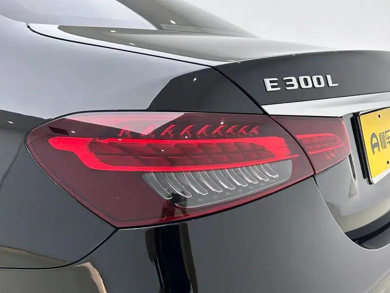 Mercedes-Benz E-Class 2021 Facelift E 300 L Fashion Sport Sedan — миниатюра 13