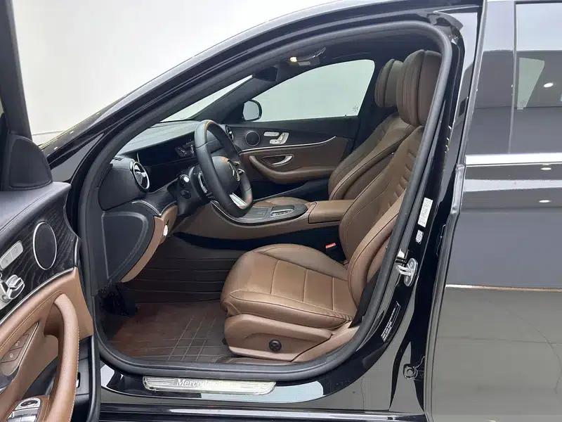 Mercedes-Benz E-Class 2021 Facelift E 300 L Fashion Sport Sedan — миниатюра 17