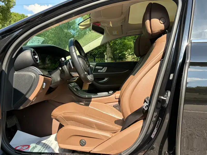 Mercedes-Benz E-Class 2020 E 300 L Sport Style — миниатюра 20