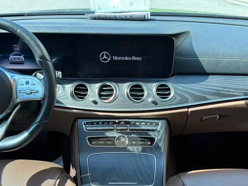 Mercedes-Benz E-Class 2020 E 300 L Sport Style — миниатюра 9