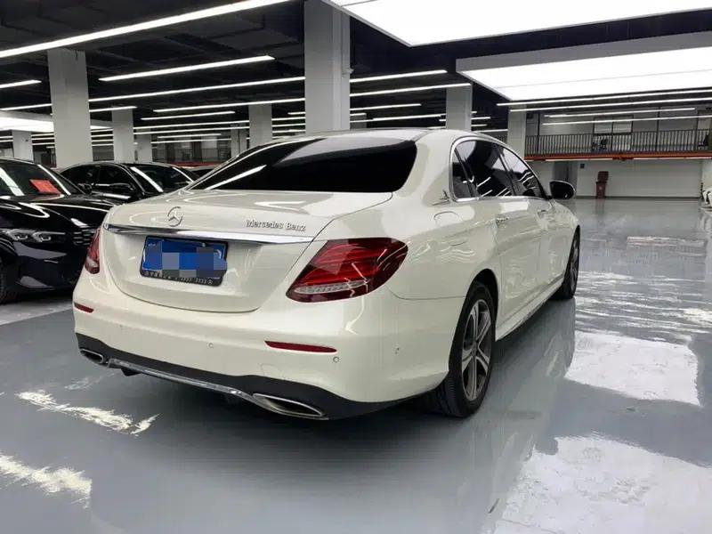 2016 Mercedes-Benz E-Class E 200 L Sport — миниатюра 6