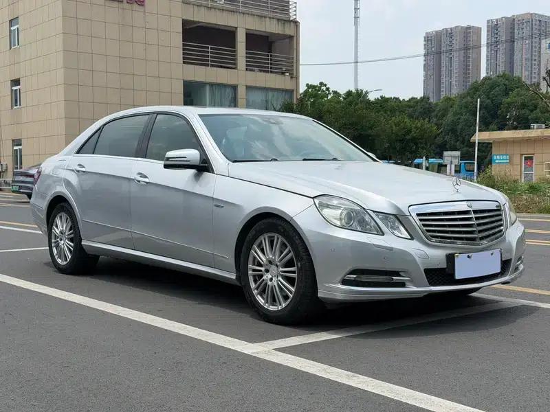 Mercedes-Benz E-Class 2011 E 260 L CGI Fashion Edition — миниатюра 3