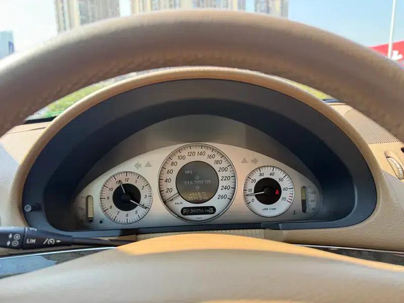 Mercedes-Benz E-Class 2007 E 350 Fashion Edition — миниатюра 14