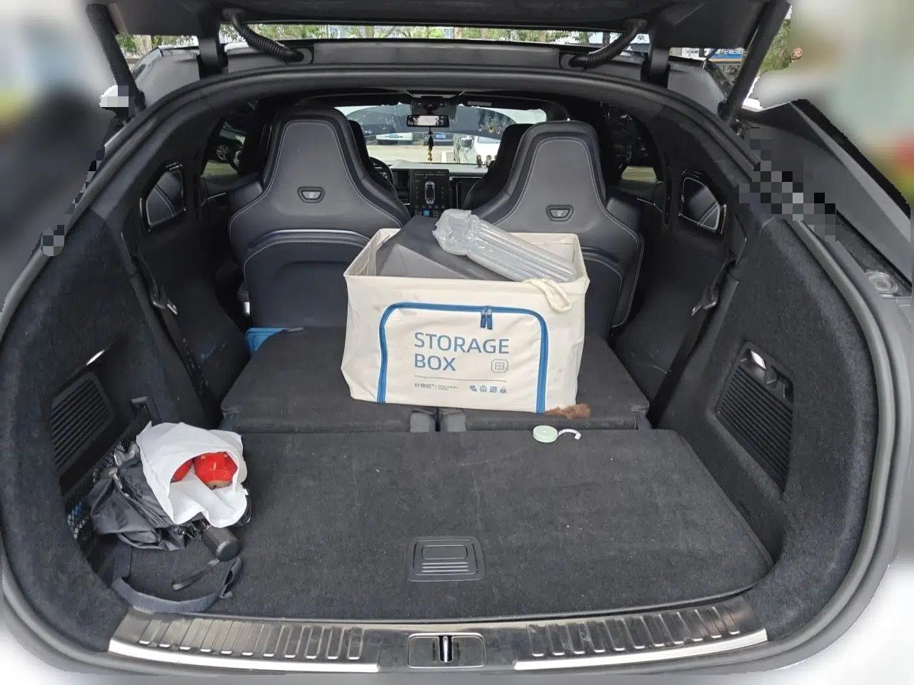 HiPhi X 2021 Luxury Edition 6-Seater — миниатюра 19