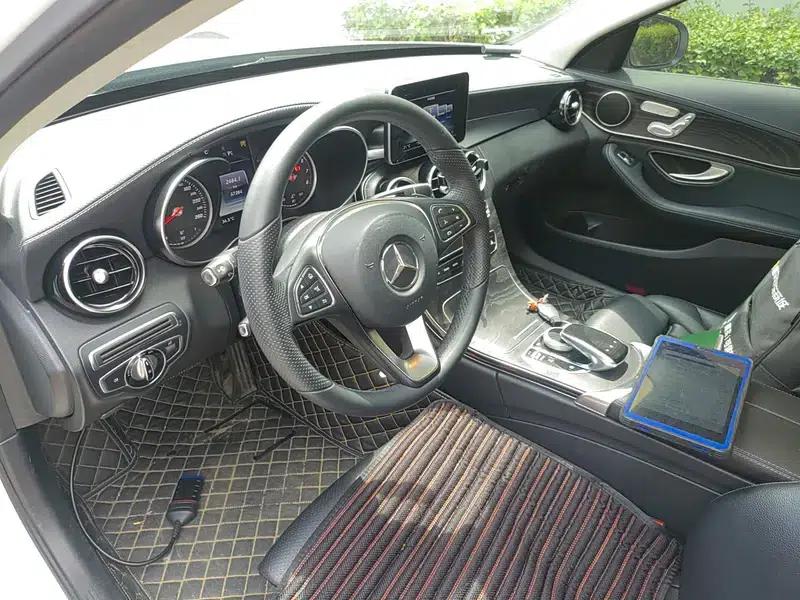 2016 Mercedes-Benz C-Class C 200 L 4MATIC Sport Edition — миниатюра 13