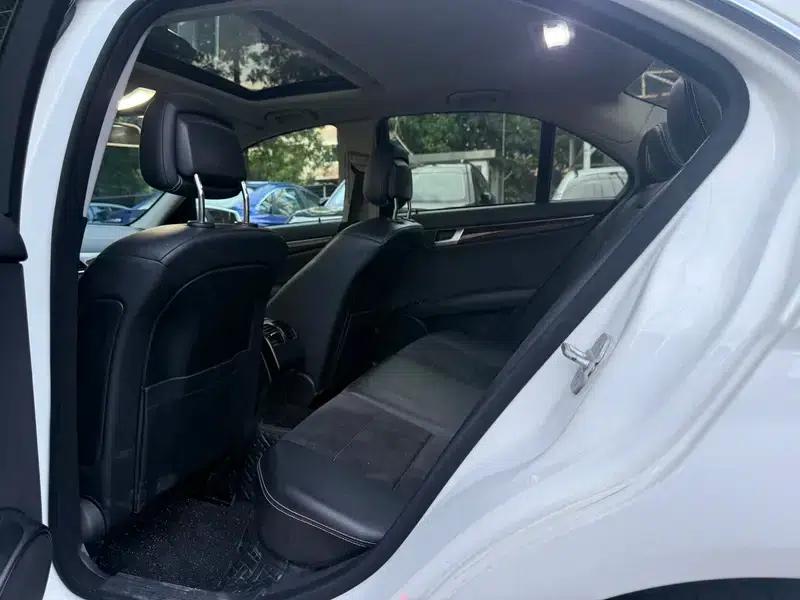 2013 Mercedes-Benz C-Class C 260 Elegance Grand Edition — миниатюра 19