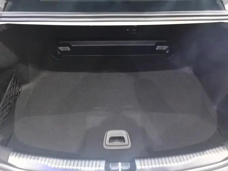 Mercedes-Benz C-Class 2022 Facelift C 260 L Sport Edition — миниатюра 25