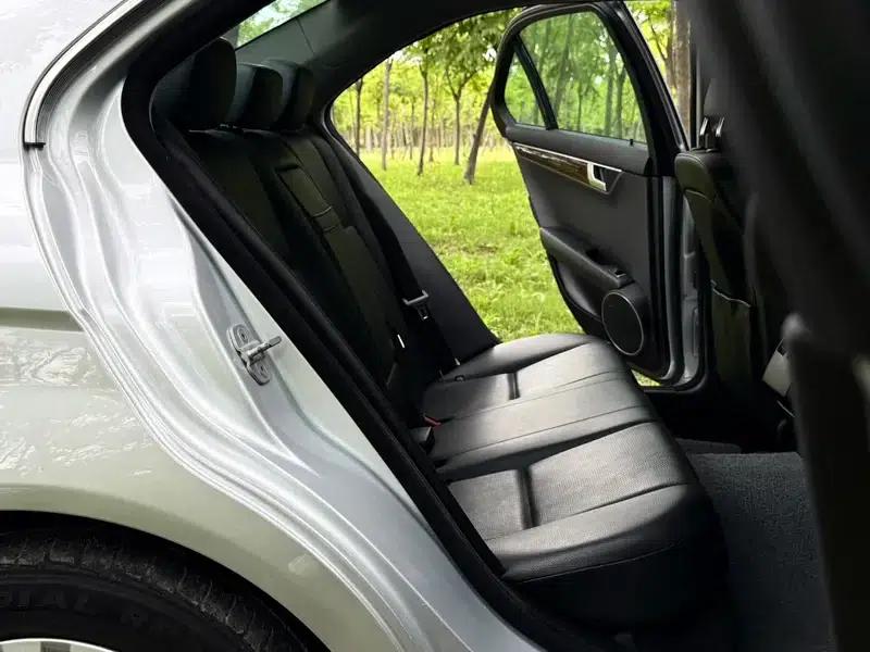 2011 Mercedes-Benz C-Class C 200 CGI Elegance — миниатюра 13