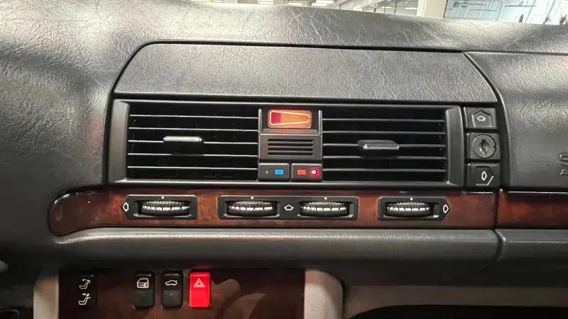 Mercedes-Benz S-Class 1994 3.2L Automatic Rear-Wheel Drive 5-Seater (Parallel Import) — миниатюра 12
