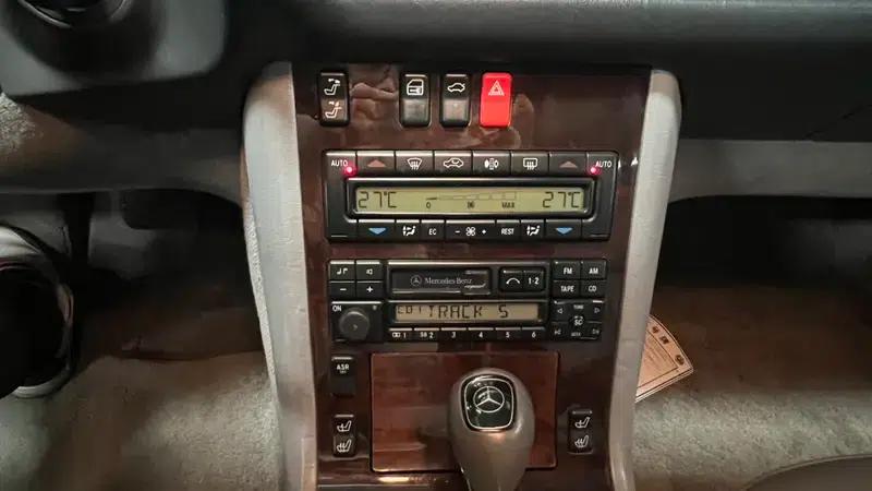 Mercedes-Benz S-Class 1994 3.2L Automatic Rear-Wheel Drive 5-Seater (Parallel Import) — миниатюра 13