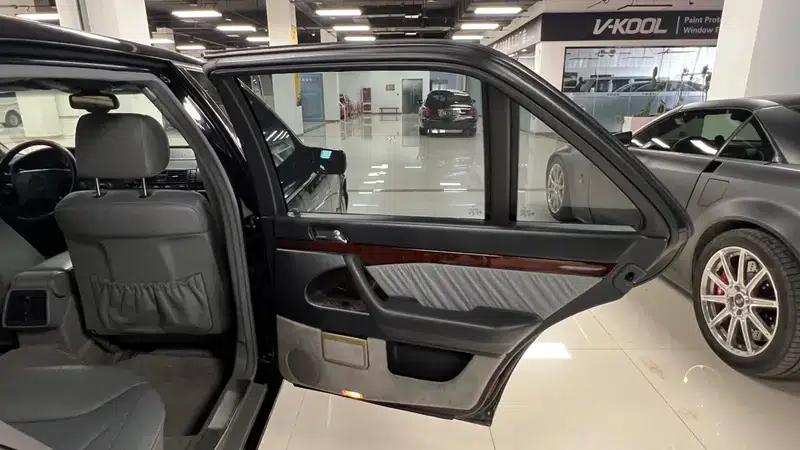 Mercedes-Benz S-Class 1994 3.2L Automatic Rear-Wheel Drive 5-Seater (Parallel Import) — миниатюра 33