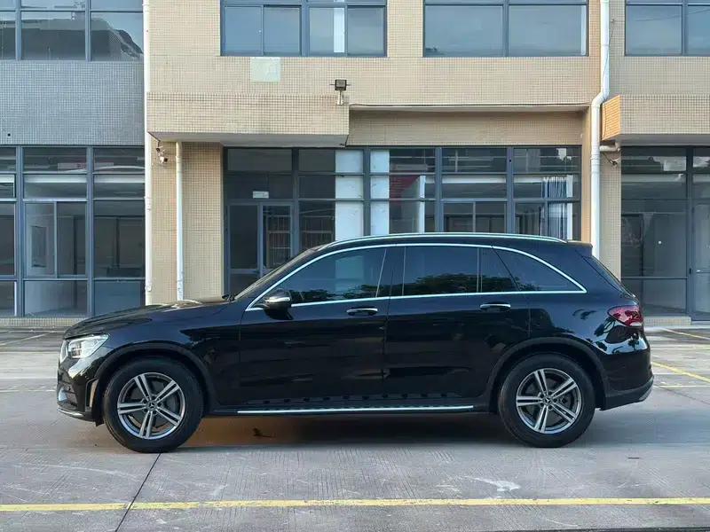 2020 Mercedes-Benz GLC 260 L 4MATIC Luxury — миниатюра 3