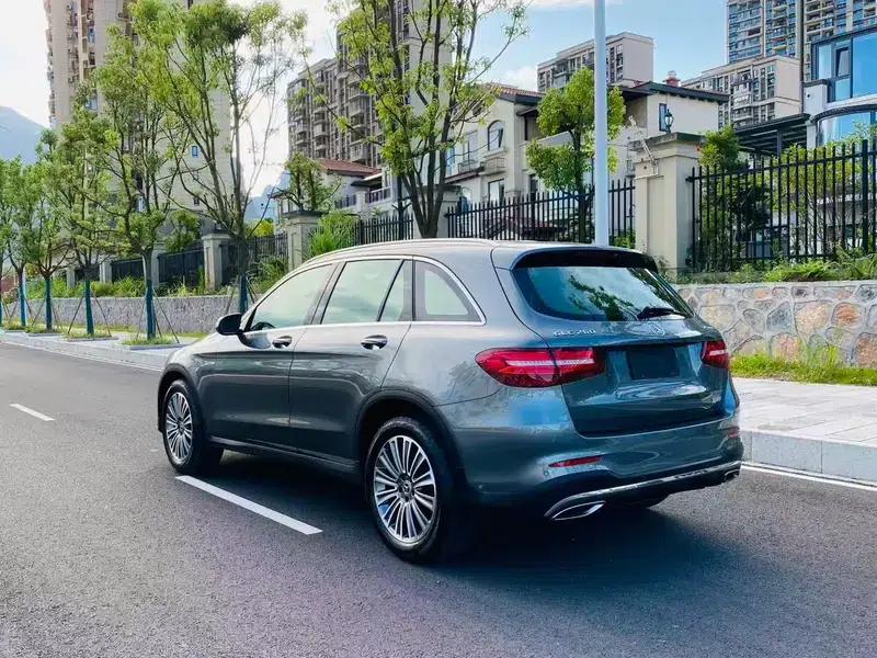 2017 Mercedes-Benz GLC 260 4MATIC Dynamic — миниатюра 4