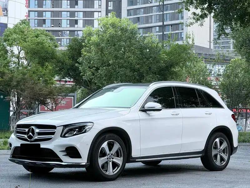 2017 Mercedes-Benz GLC 260 4MATIC Luxury — миниатюра 1