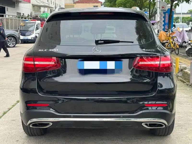 2017 Mercedes-Benz GLC 300 4MATIC Dynamic — миниатюра 5