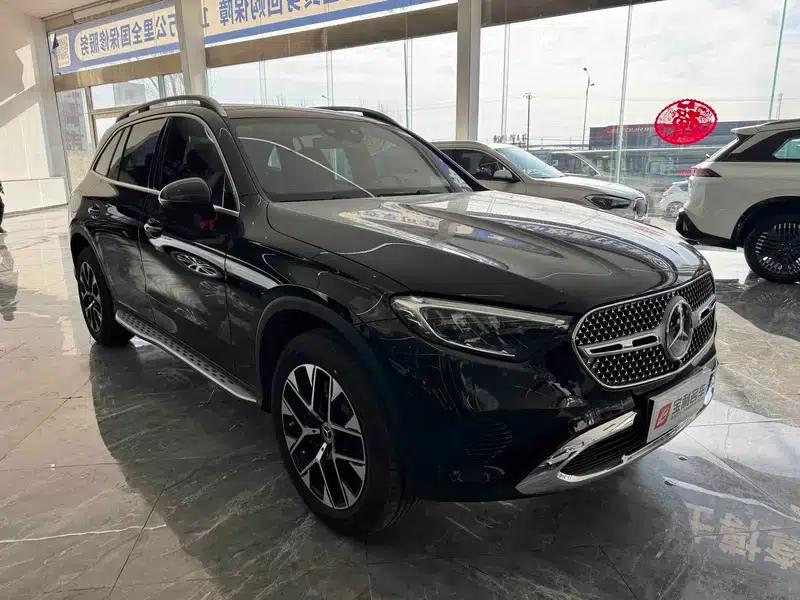 2026 Mercedes-Benz GLC 260 L 4MATIC Dynamic 5-seater — миниатюра 3