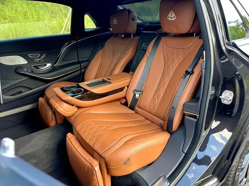Maybach S-Class 2020 S 450 4MATIC Collector's Edition — миниатюра 12