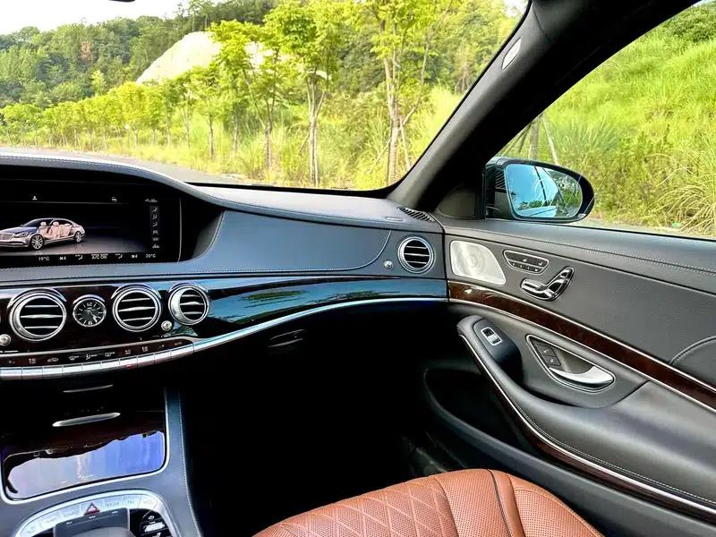 Maybach S-Class 2020 S 450 4MATIC Collector's Edition — миниатюра 6