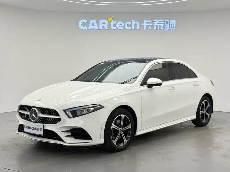 Mercedes-Benz A-Class 2022 Facelift A 200 L Sport Sedan Fashion Edition — миниатюра 1