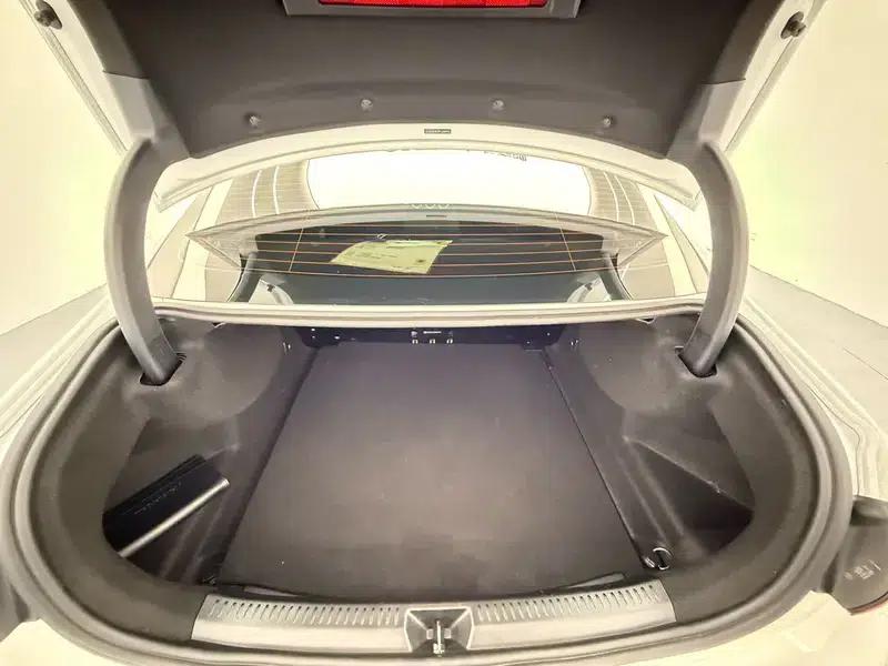 Mercedes-Benz A-Class 2022 Facelift A 200 L Sport Sedan Fashion Edition — миниатюра 21