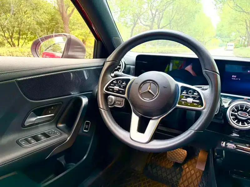 2022 Mercedes-Benz A-Class A 200 L Sport Sedan Dynamic Edition — миниатюра 11