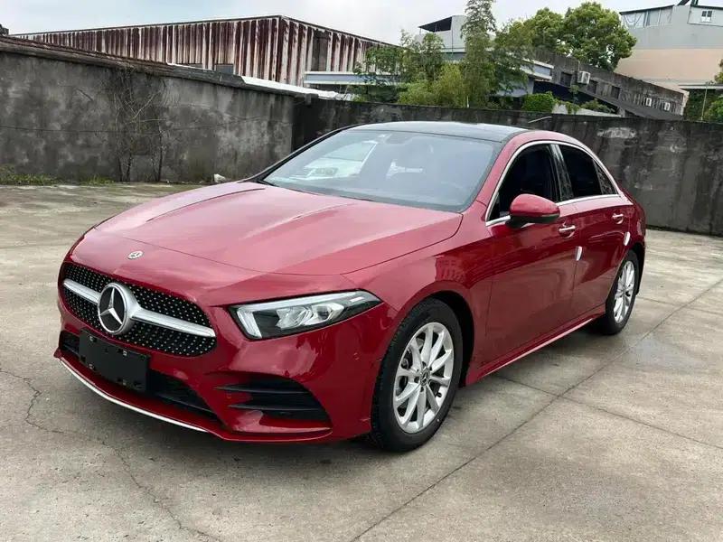 Mercedes-Benz A-Class 2021 A 200 L Sport Sedan Fashion Edition — миниатюра 1