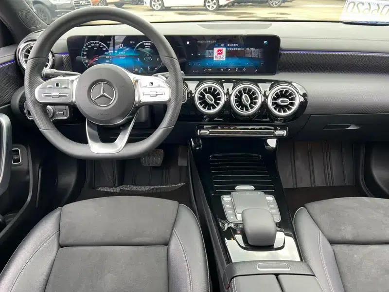 Mercedes-Benz A-Class 2021 A 200 L Sport Sedan Fashion Edition — миниатюра 9