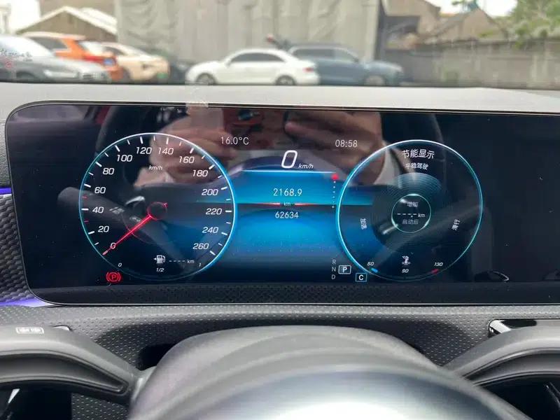 Mercedes-Benz A-Class 2021 A 200 L Sport Sedan Fashion Edition — миниатюра 10